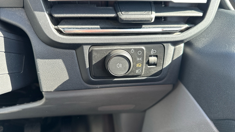 Ford Transit Custom 300 L1 Diesel Fwd 2.0 EcoBlue 136ps H1 Van Limited